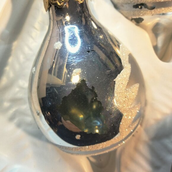 Bradford Christmas Ornament Silver  Glass  North Pole Traditions Franks Nursery - Picture 10 of 10